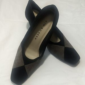 NWOT Kim Rogers Colorblock Suede Leather Pumps